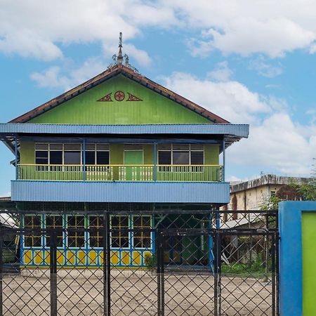 Spot On 92890 Losmen Bahalap Syariah Marabahannearsiring Marabahan Ulek Barito Banjarmasin  Bagian luar foto